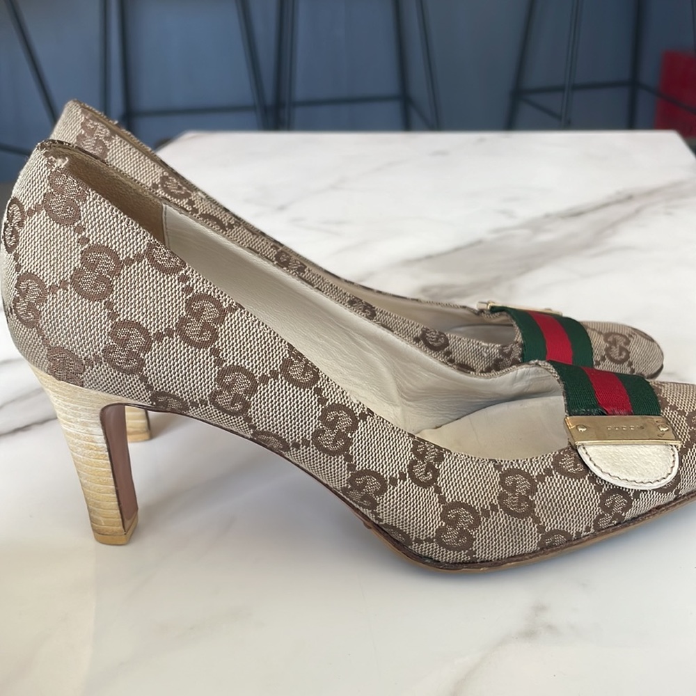 Women’s Gucci Shoes